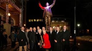 New Herb Brooks Statue Unveiled In Downtown St Paul