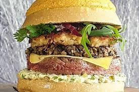 Un jury de professionnel était présent afin de sélectionner lequel parmis les 5 meilleurs candidats de france deviendrait le grand gagnant de cette 4ème édition. Coupe De France Du Burger 2020 Le Podium Kiss My Chef