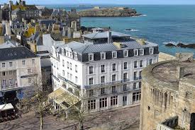Последние твиты от us saint malo (@ussaintmalo). Hotel De France Et Chateaubriand 81 1 1 1 Updated 2021 Prices Reviews Saint Malo Tripadvisor