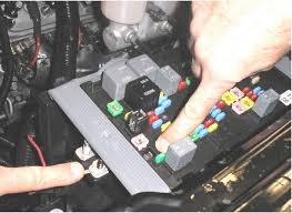 My silverado doesnt have a 7 way connector on it i have the part i just dont know what wires go to what i.e like there blue light blue black green yellow and white do you know what they go to. Factory Brake Controller Diy Page 2 Chevrolet Forum Chevy Enthusiasts Forums