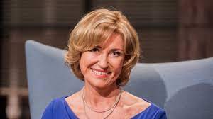Dagmar wöhrl vermögen, gehalt, hauser und autos geschätztes vermögen 2 million euro den 35 reichsten schauspielerinnen der welt 2021: Dagmar Wohrl Privat Dieser Schicksalsschlag Pragt Die Dhdl Investorin Bis Heute News De