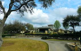 golf course review austin s avery