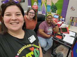 Looking for bookfair 3 volunteers October 15th Tuesday 11:45am-3pm