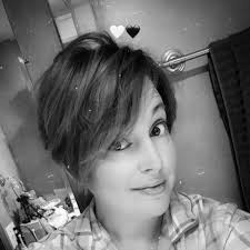 Can someone please help me out here My starter is almost 2 weeks old she  has more than doubled in size now for 3 days but she doesn't have very many  bubbles.