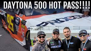 Nascar heat 2 expansion, hot pass, has 7 expansion packs with new paint schemes, spotters, challenges, custom car templates, and more to keep below are some gaming computers with images that show how many games will run on each. Hot Passes At The Daytona 500 With Palm Beach Dyno And Signature Speed Youtube