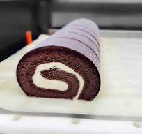 Automatic Swiss Roll Cake Cutter Machine | Swift Machinery