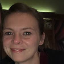 Jessica Dake's Instagram, Twitter & Facebook