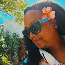 How to attract first Omaha business customer?