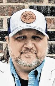 Lee to stay with Hope Main Street