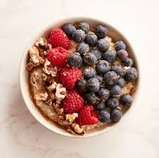 Maple Custard Oatmeal Chatelaine Recipe Recipes Breakfast Breakfast Recipes