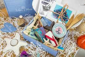This list of mom gift ideas hits all the right heart spots, from the funny to the poignant to the practical, there's something here for daughter to make the moms can't play favorites. Best And Unique Gifts Ideas For Your Little Princess Daughter Voylla