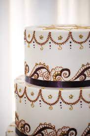 3 Tier Wedding Cake Bold Modern Elegant Intricate Hand Piped Henna Design Indian American W Indian Wedding Cakes Purple Wedding Cakes Modern Wedding Cake