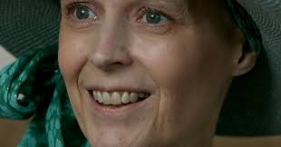 Elinor Scott aims to finish marathon