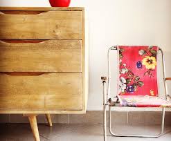 Kaufen und verkaufen sie auf einer auktion oder sofort. Shabby Chic Kommode Selber Machen In Vier Einfachen Schritten Onlineshop Fur Beschlage Mobelbeschlage Und Baubeschlage Uvm