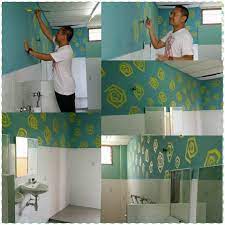 Gambar hiasan/utusan papa, adik nak kencing. pergilah kat tandas sekolah tu, papa tunggu. tapi adik tak nak ken­cing kat tandas sekolah, sambil tangannya kemas melekat pada hidung. Hiasan Tandas Pejabat Desainrumahid Com