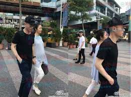 Tại tâm, người ngỡ như loài. Hoáº¯c Kiáº¿n Hoa Máº·t Láº¡nh Vá»›i Lam Tam NhÆ° Thoáº£i Mai Vá»›i Fan
