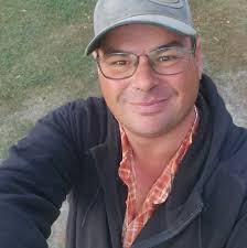 Can a 6600 combine engine be installed into a 4020 John Deere tractor?