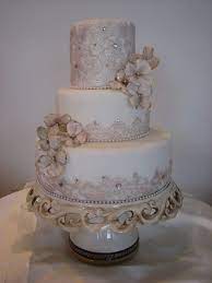 Vintage Wedding Style Ideas And Inspiration Maven Bride Wedding Cakes Vintage Cake Lace Vintage Cake