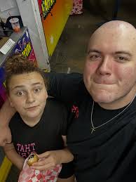 Connor Gray (@_cgx93_) • Instagram photos and videos