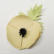Detailed Instructions On How To Assemble The Cricut 3d Flowers Daffodil Tiger Lily Poppy And Peony Paper Flowers 3d Flowers Tiger Lily