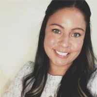 Tara Drew's Instagram, Twitter & Facebook