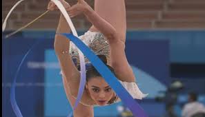 She represents her nation at international competitions. K0au6xsmojannm