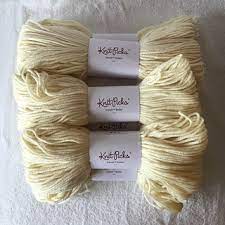 This is an unbiased review based on my own experiences with knit picks i ordered the brava bulky yarn as i am always looking for a replacement for vanna's choice yarns which is a heavier worsted. Ravelry Knit Picks Swish Bulky Bare