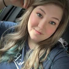 2-Ingredient Oreo Sushi Recipe Ingredients 24 Oreos (one package),  separated into cookies and cream filling 1/4 cup milk Instructions Prepare  the Oreo Dough: In a food processor, blitz the Oreo cookies (without