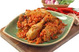 Sambil menunggu ayam digoreng, kita siapkan bahan. Resep Ayam Rica Rica Pedas Manis Masakan Mama Mudah