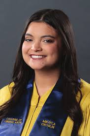 C O M M E N C E M E N T S P R I N G 2 0 2 4