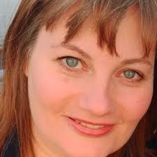 JUNE LLOYD (@junelloyd)