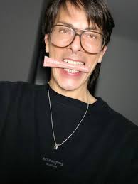 Ist das neue “Rhode Peptide Lip Tint” von Hailey Bieber den Hype wert? Das  ist unsere ehrliche Meinung