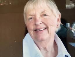 Darlene Mead's Instagram, Twitter & Facebook