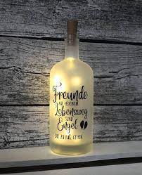 Eine riesige auswahl, günstige preise und auf dich zugeschnittene angebote! Leuchtflasche Freunde Flasche Mit Licht Flaschenleuchten Weinflaschen Basteleien Basteln Mit Flaschen