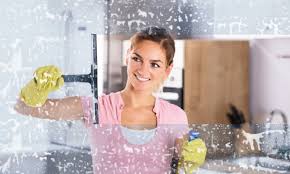 Necesitarás escoba, mopa, aspiradora, limpiador general y cubo de agua. Tips Para La Limpieza Profunda De La Casa Mamaslatinas Com