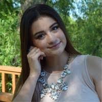 Yesenia Pabon's Instagram, Twitter & Facebook