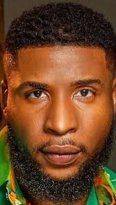 After almost 2 weeks of been AN INTROVERT😁 Guess who finally stepped out?!  #happynewyear #explorepage✨