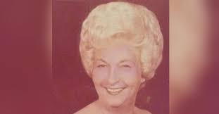 Hilda Fuller's Instagram, Twitter & Facebook