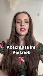 Helena Schaefer's Instagram, Twitter & Facebook