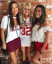 Finding the perfect alabama game day outfits can be a bit stressful. Pin On College