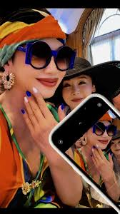 🗼Famous makeup artist and entrepreneur Yue-Sai Kan gathered at a private  club in Vancouver to share a wonderful time🥂