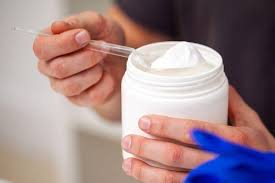 Can You Dry Scoop Creatine? - The Deets On This Trend