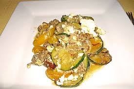 Zucchini Hackfleisch Auflauf Mit Feta Von Ruudini Chefkoch Hackfleisch Auflauf Zucchini Hackfleisch Auflauf Zucchini Hackfleisch