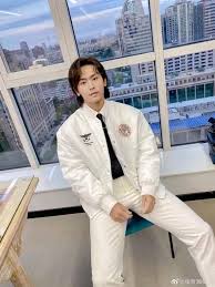 Best case scenario, this blows over, and zhang zhehan can return. Word Of Honor Zhang Zhehan In 2021 Asian Actors Honor Actors