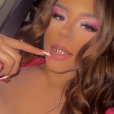 Like a real coochie girl 😭