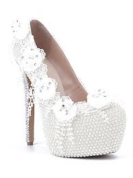 Découvrez la dernière collection souliers femme disponible sur la boutique en ligne de christian louboutin. Donna Vernice Tacco A Spillo Punta Chiusa Con Pearl Bianca Scarpe Da Sposa Hebeos It