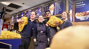 Bochum: Neuer Imbiss verspricht Gratis-Pommes zum Start