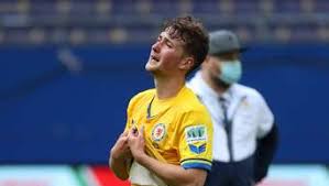 ˈaɪntʁaxt ˈbʁaʊnʃvaɪk) or btsv (ipa: Der Abstieg Von Eintracht Braunschweig Fan Duo Aus Dem Nordkreis Sieht Schwierige Zeiten Auf Den Verein Zukommen Ik Sport