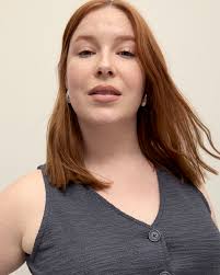 Textured Buttoned-Down Sleeveless Vest