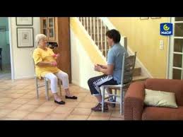 Exercice Pour Les Aidants Et Les Aides Jongl Age Par La Macif Youtube Exercice Animation Pour Personnes Agees Ergotherapie